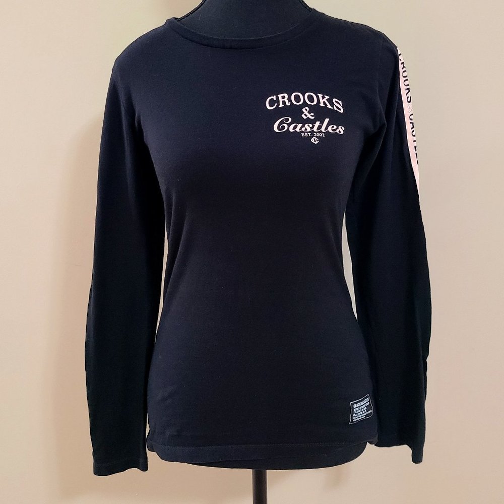 EUC CROOKS & CASTLES Long Sleeve Fitted Women's Black and Light Pink Logoed Top
